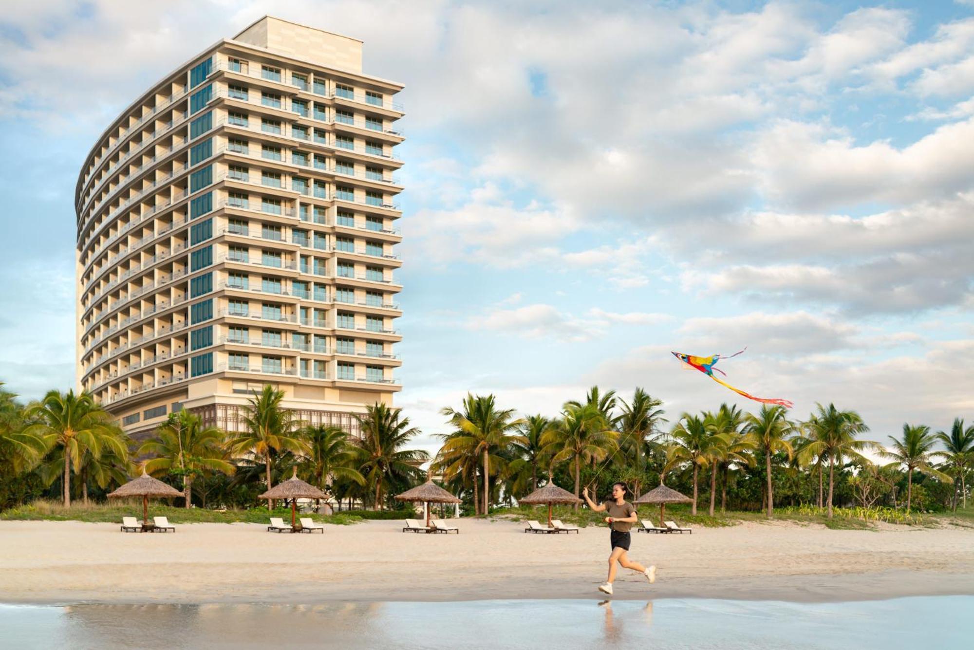 New World Hoiana Beach Resort Duy Nghia Экстерьер фото